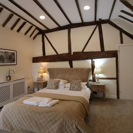 The Warren @ Short Stays Basingstoke Eksteriør bilde