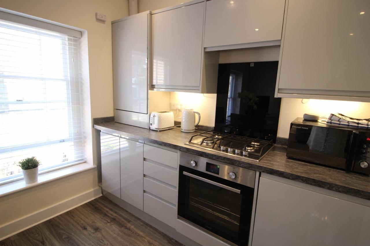 The Warren @ Short Stays Basingstoke Eksteriør bilde